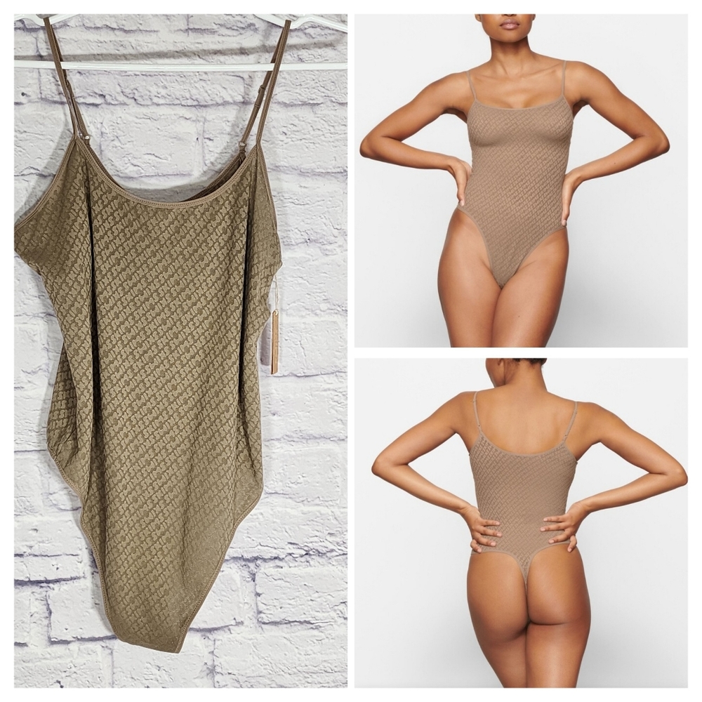 SKIMS Logo Mesh Cami Bodysuit | Desert/XL/ NWT